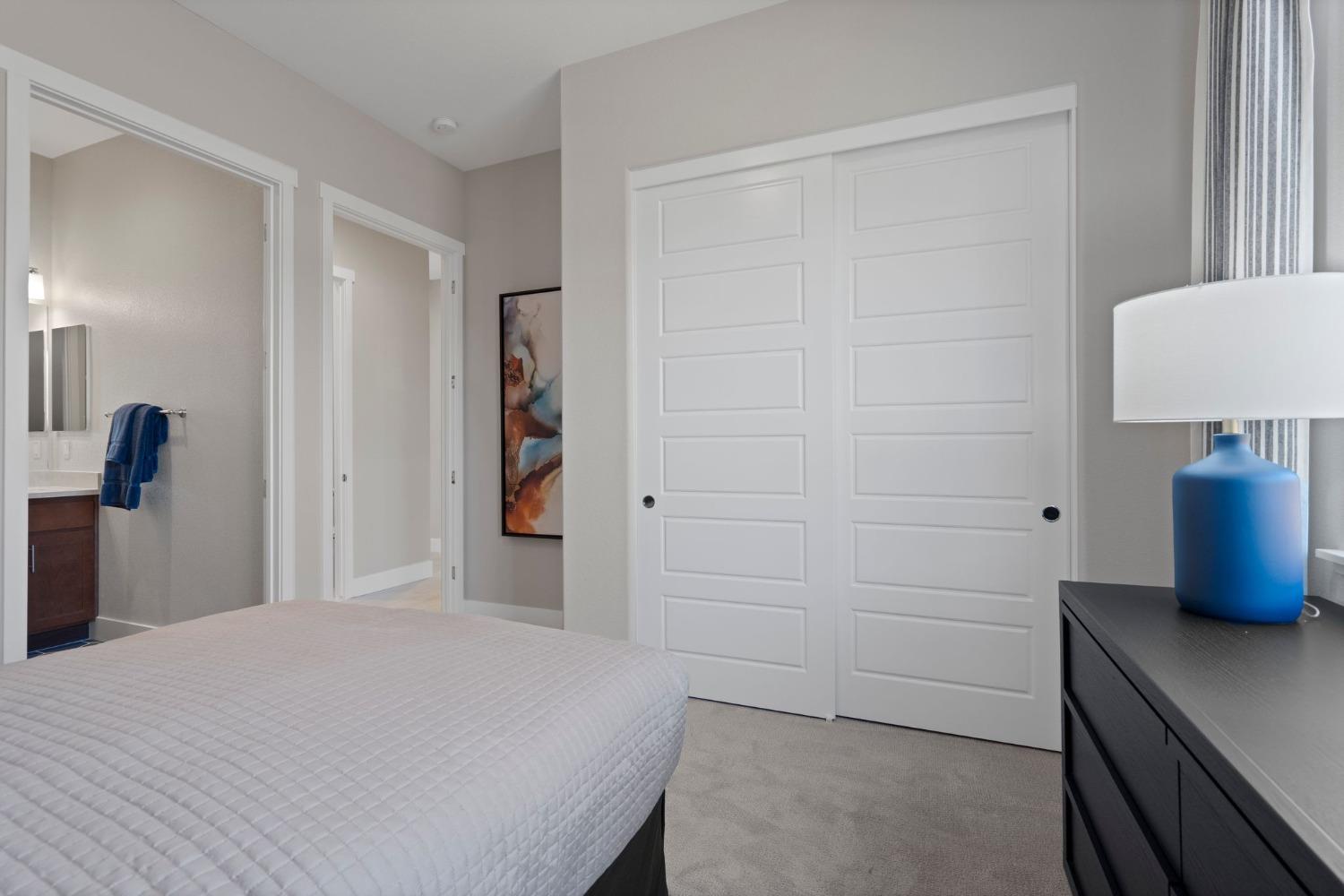 Detail Gallery Image 38 of 41 For 5534 Thomson Loop, Davis,  CA 95616 - 2 Beds | 2/1 Baths