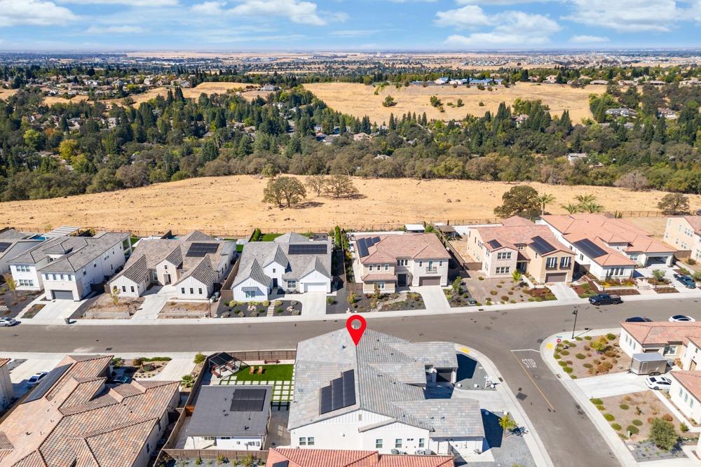 Detail Gallery Image 68 of 71 For 4300 Los Cerros Ct, Rocklin,  CA 95677 - 4 Beds | 4/1 Baths