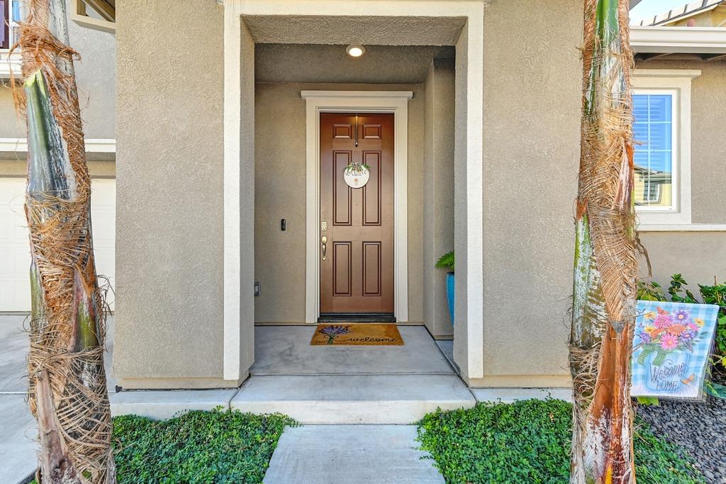 Detail Gallery Image 2 of 41 For 1536 Citrus St, Lincoln,  CA 95648 - 3 Beds | 2/1 Baths