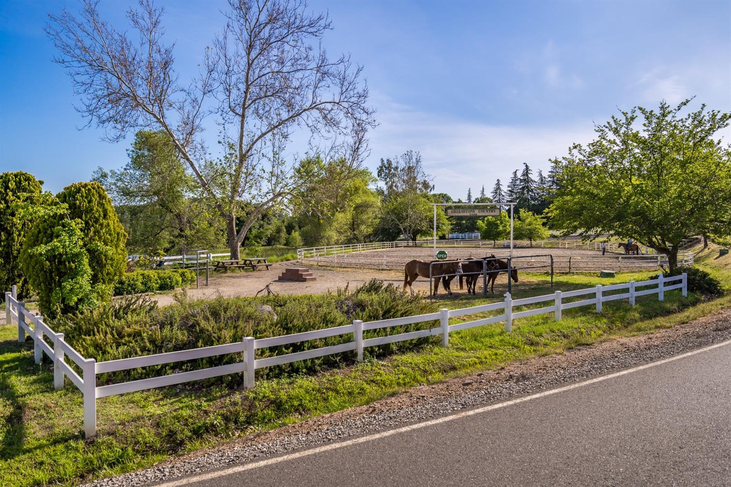 Detail Gallery Image 56 of 58 For 1815 Woodsman Ct, Placerville,  CA 95667 - 4 Beds | 4/1 Baths