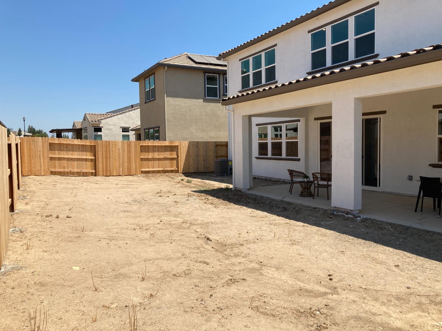 Detail Gallery Image 36 of 43 For 3033 Palo Alto St, Roseville,  CA 95747 - 5 Beds | 4/1 Baths