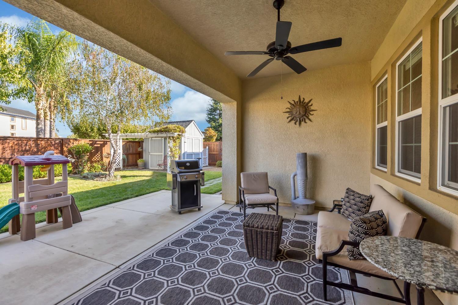 Detail Gallery Image 51 of 71 For 10075 Winkle Cir, Elk Grove,  CA 95757 - 3 Beds | 2/1 Baths