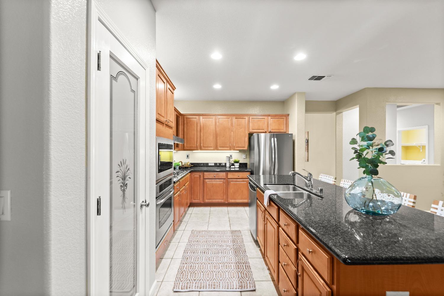 Detail Gallery Image 26 of 67 For 401 Donegal Ct, Lincoln,  CA 95648 - 3 Beds | 2 Baths