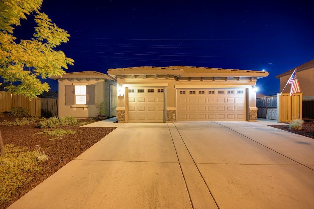 Detail Gallery Image 2 of 50 For 607 Lefevre Dr, Folsom,  CA 95630 - 3 Beds | 2 Baths