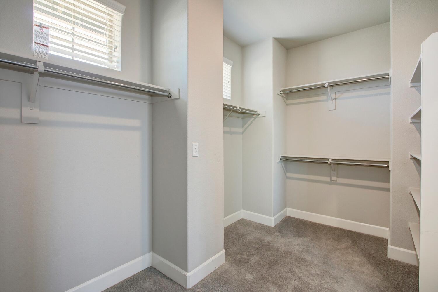 Detail Gallery Image 53 of 77 For 4225 Eckersley Way, Roseville,  CA 95747 - 5 Beds | 4/1 Baths