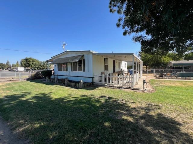 Detail Gallery Image 14 of 17 For 7201 Myrtle, Winton,  CA 95388 - 3 Beds | 2 Baths