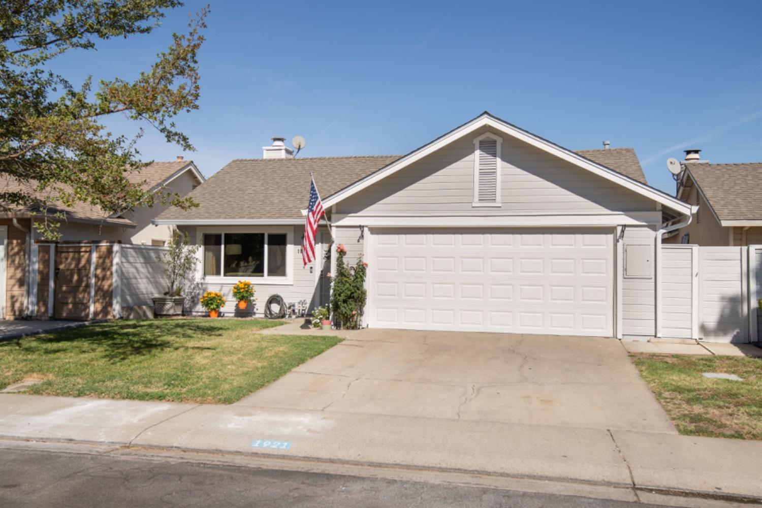 Detail Gallery Image 32 of 32 For 1921 Oostburg Ct, Modesto,  CA 95356 - 3 Beds | 2 Baths