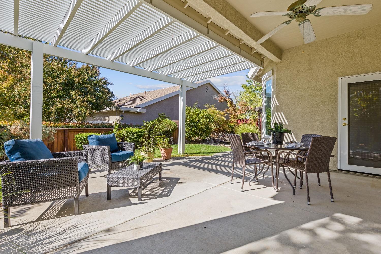 Detail Gallery Image 9 of 62 For 2816 Springfield Dr, Rocklin,  CA 95765 - 2 Beds | 2/1 Baths