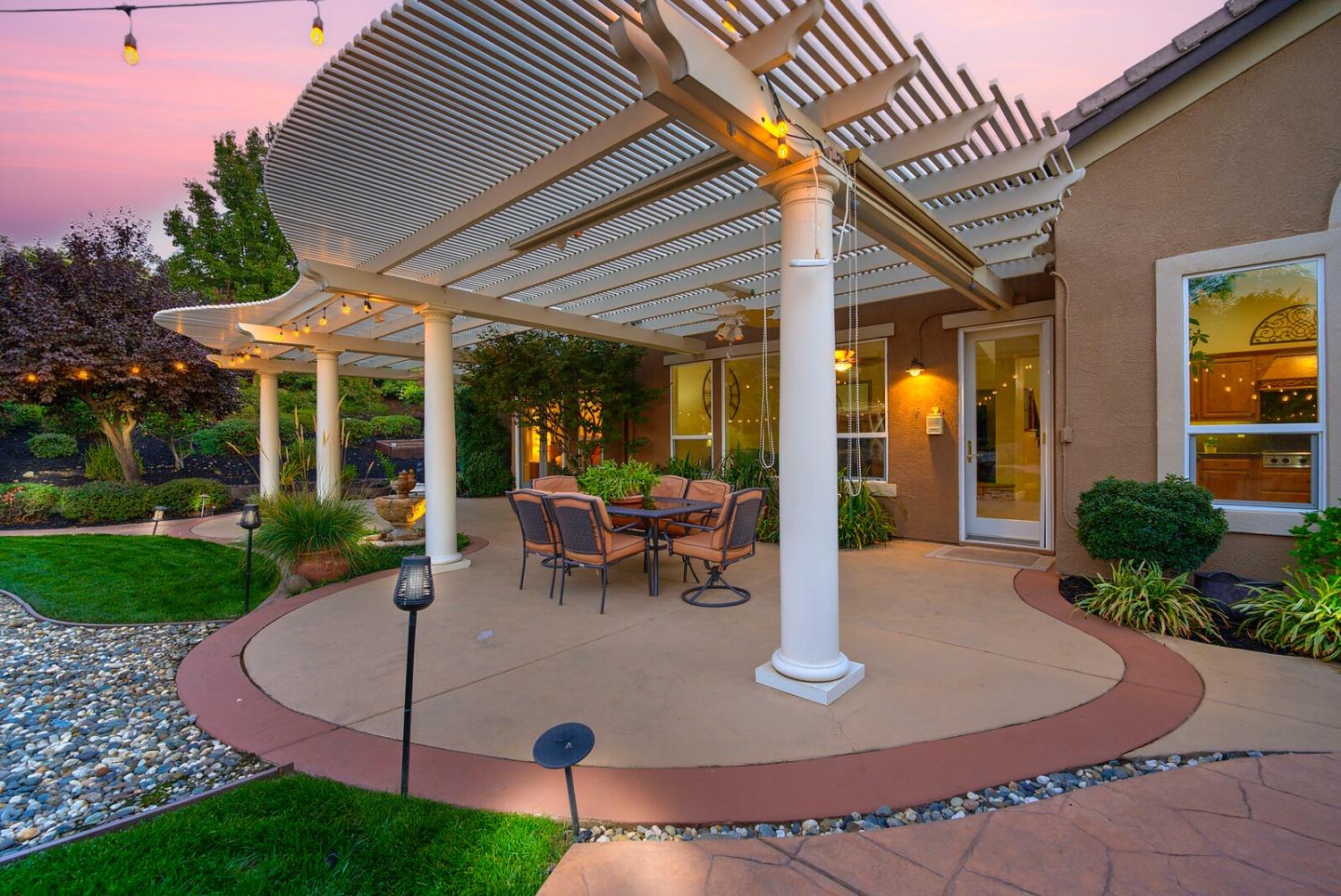 Detail Gallery Image 13 of 64 For 6101 Penela Way, El Dorado Hills,  CA 95762 - 4 Beds | 3/1 Baths