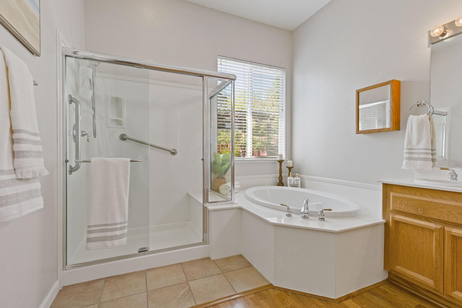 Detail Gallery Image 33 of 62 For 2816 Springfield Dr, Rocklin,  CA 95765 - 2 Beds | 2/1 Baths