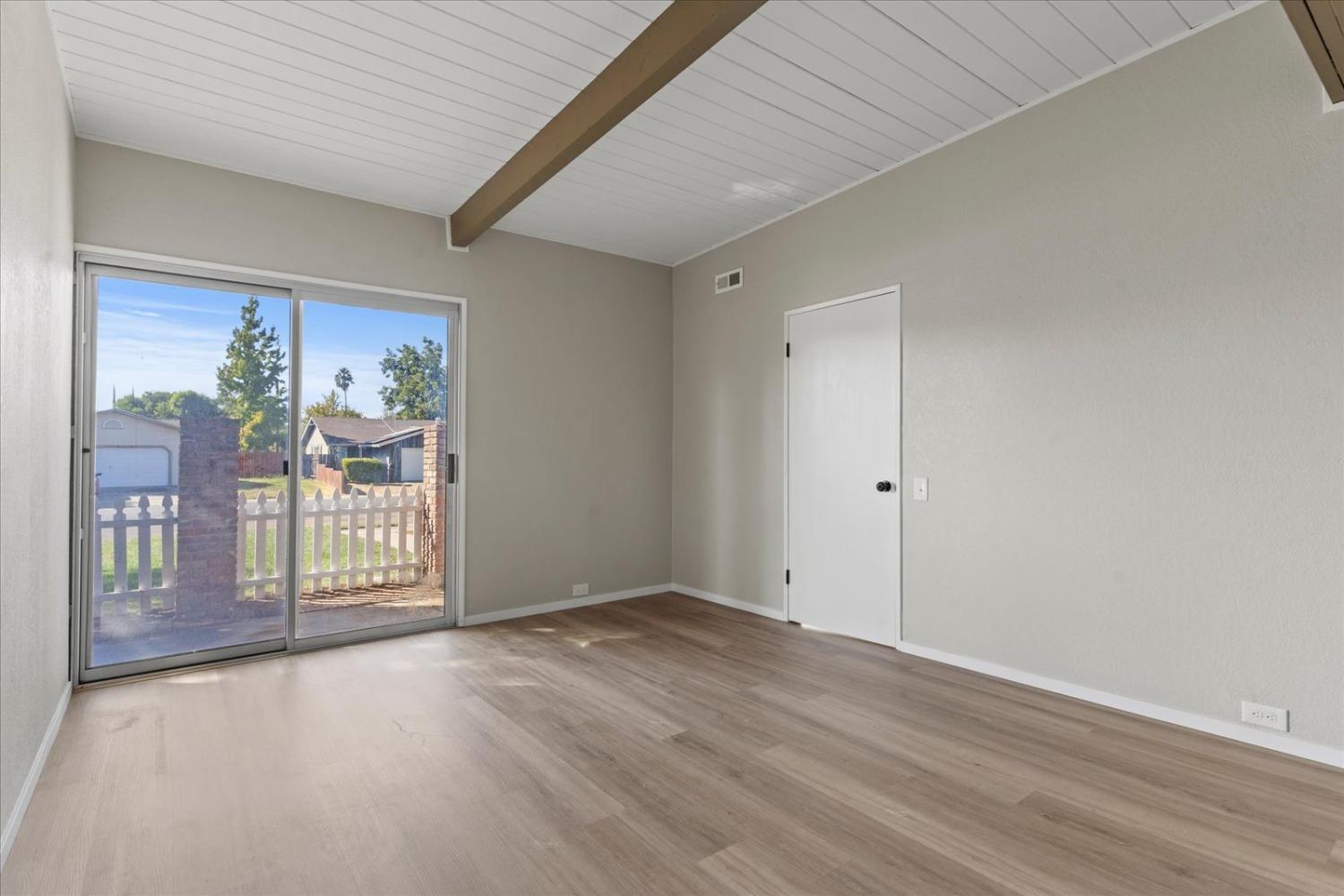 Detail Gallery Image 14 of 45 For 1431 Clark Ave, Yuba City,  CA 95991 - 3 Beds | 2 Baths