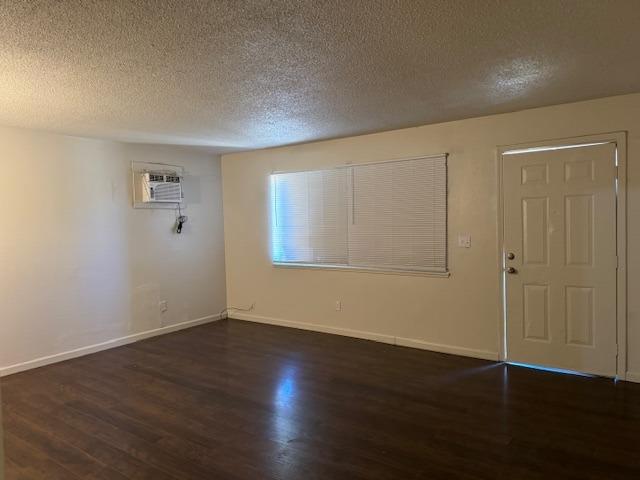 Detail Gallery Image 4 of 15 For 3536 Cypress St, Sacramento,  CA 95838 - 3 Beds | 1 Baths