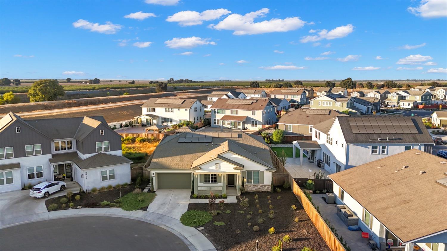 Detail Gallery Image 34 of 39 For 2901 Bassett Ct, Lathrop,  CA 95330 - 4 Beds | 3/1 Baths