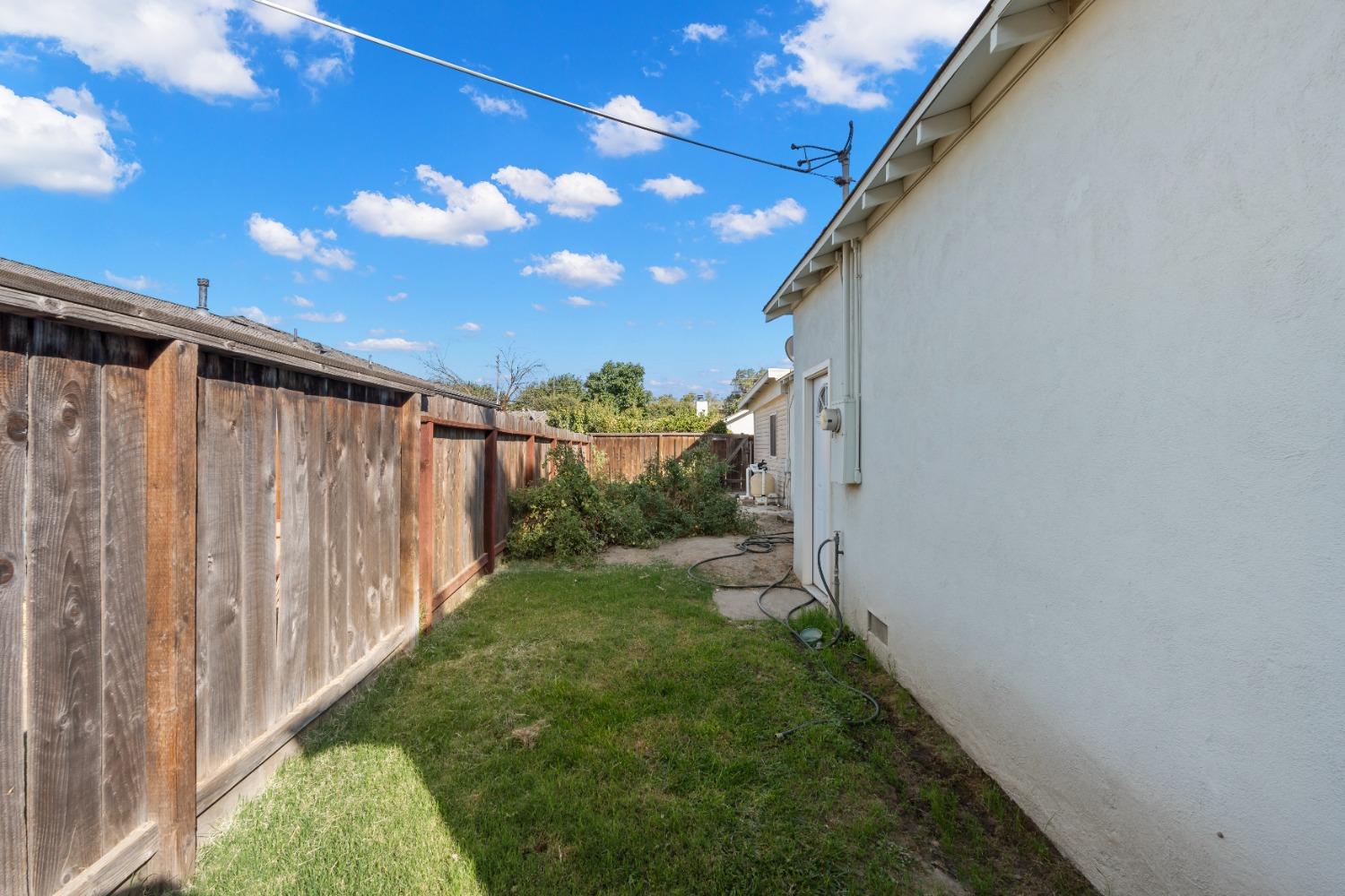 Detail Gallery Image 29 of 34 For 2222 Goldie Ave, Modesto,  CA 95350 - 3 Beds | 2 Baths