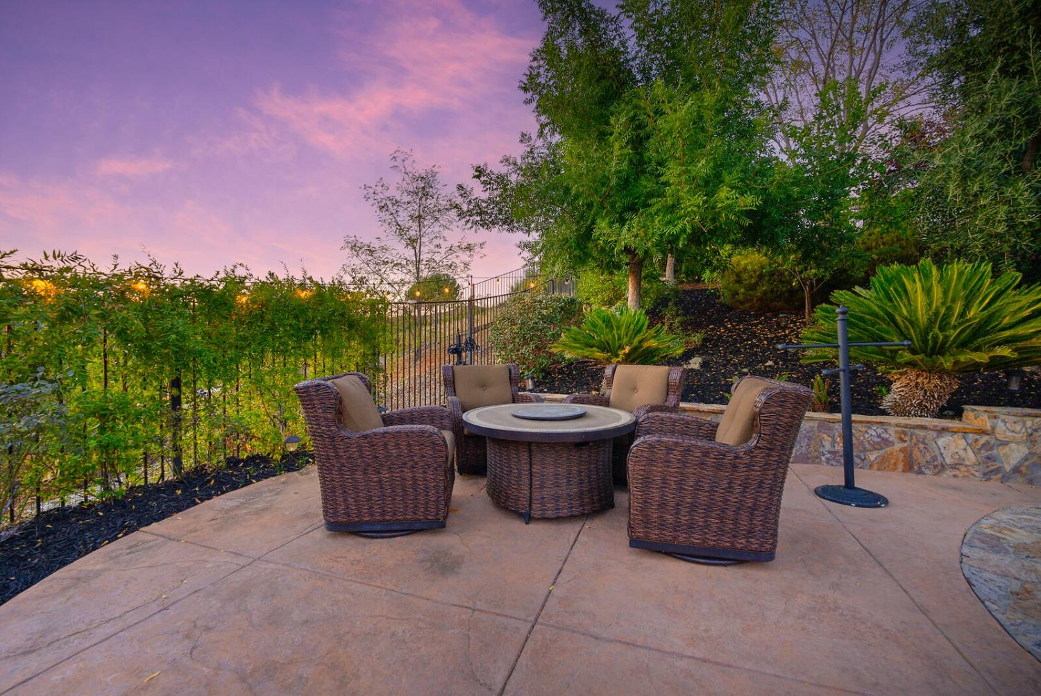 Detail Gallery Image 18 of 64 For 6101 Penela Way, El Dorado Hills,  CA 95762 - 4 Beds | 3/1 Baths