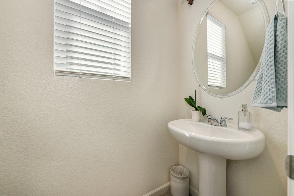 Detail Gallery Image 15 of 41 For 1536 Citrus St, Lincoln,  CA 95648 - 3 Beds | 2/1 Baths