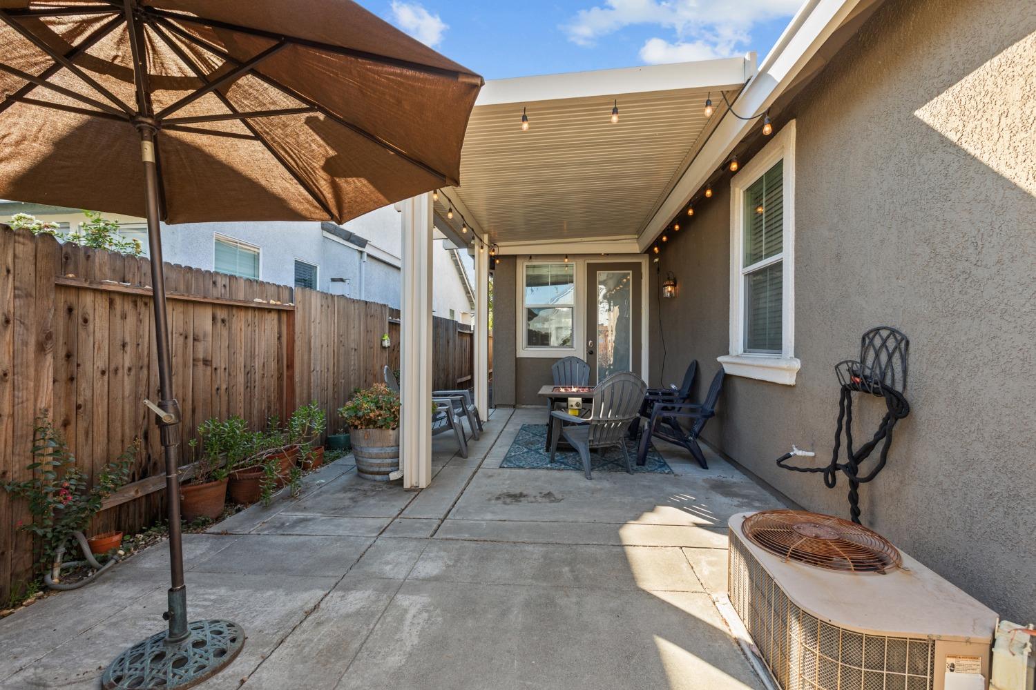 Detail Gallery Image 38 of 40 For 1893 Acari Ave, Sacramento,  CA 95835 - 3 Beds | 2 Baths