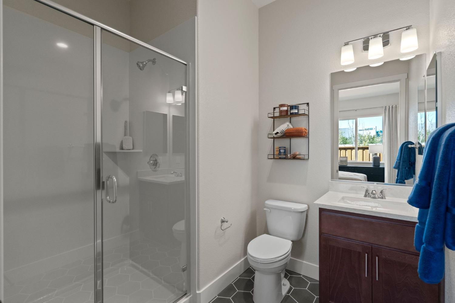 Detail Gallery Image 39 of 41 For 5534 Thomson Loop, Davis,  CA 95616 - 2 Beds | 2/1 Baths