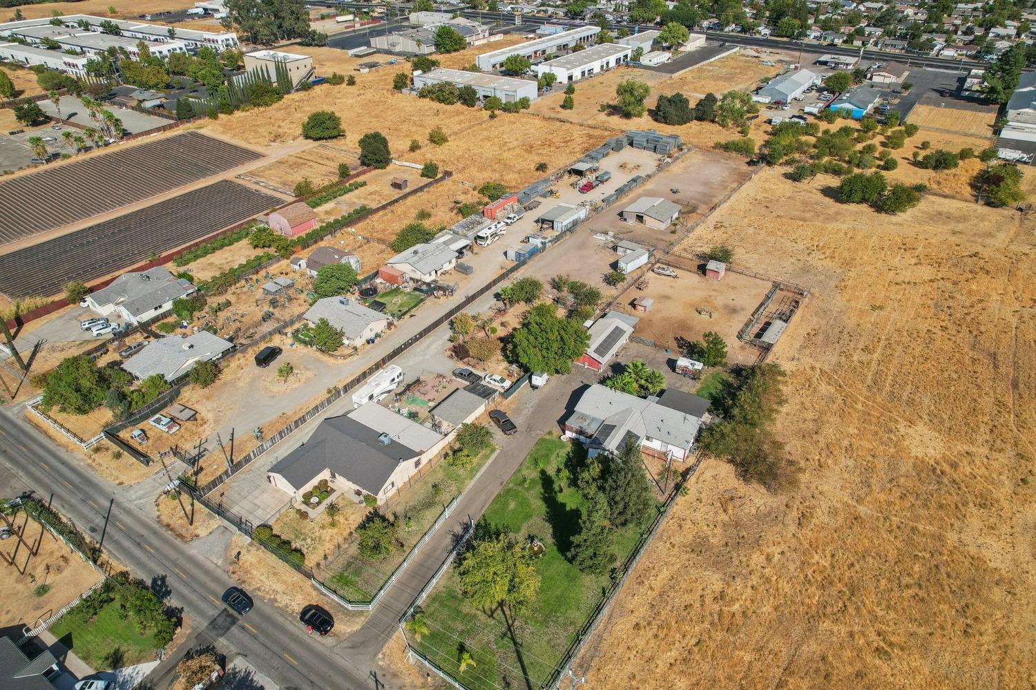 Detail Gallery Image 39 of 51 For 6236 34th St, North Highlands,  CA 95660 - 4 Beds | 2 Baths