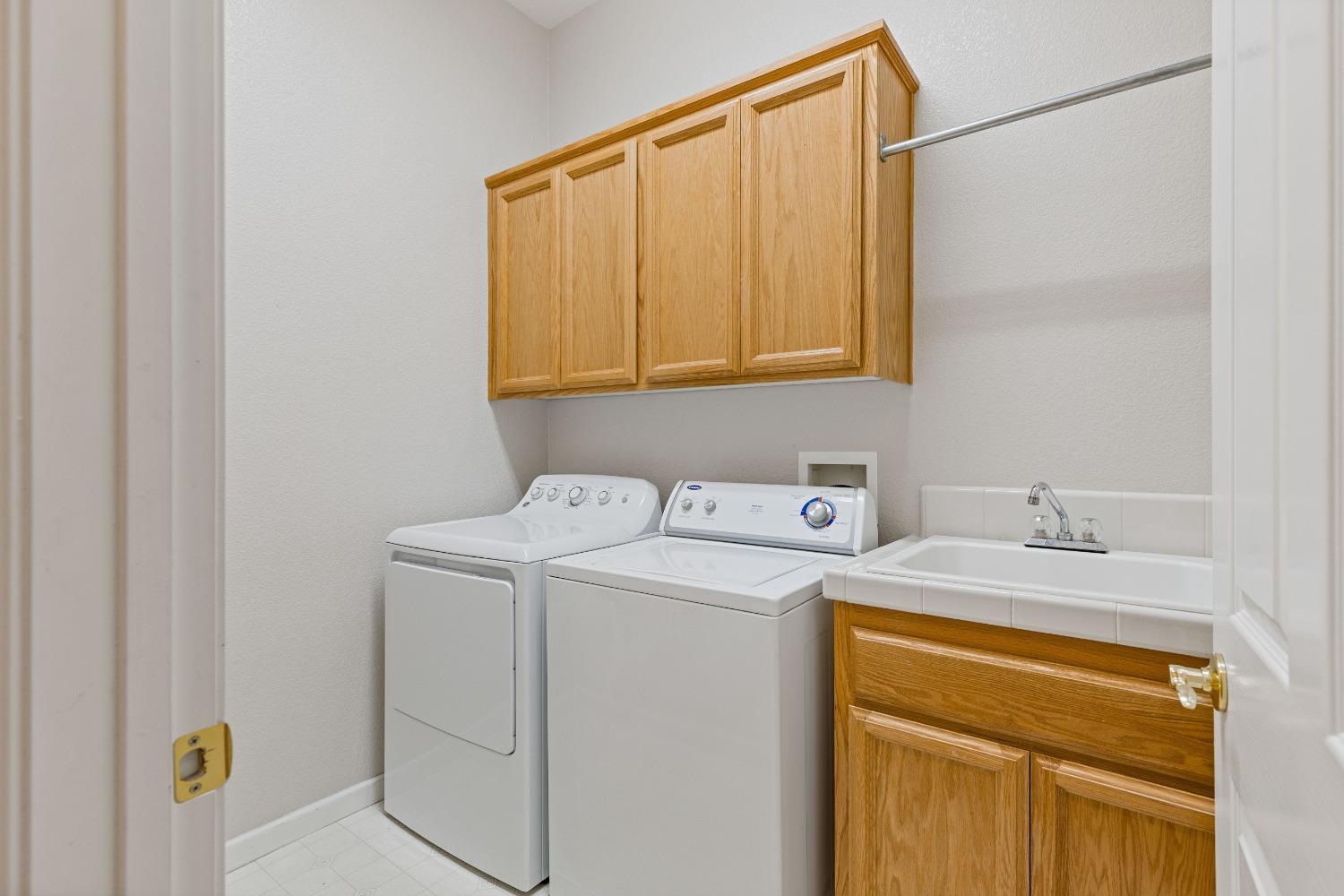 Detail Gallery Image 24 of 62 For 2816 Springfield Dr, Rocklin,  CA 95765 - 2 Beds | 2/1 Baths