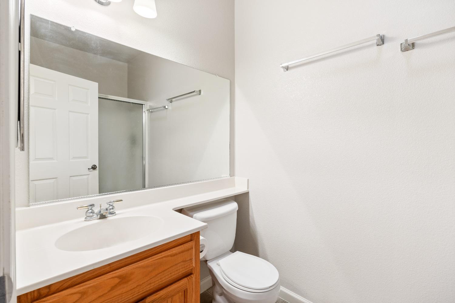 Detail Gallery Image 17 of 28 For 151 Aruba Cir, Sacramento,  CA 95823 - 3 Beds | 2 Baths