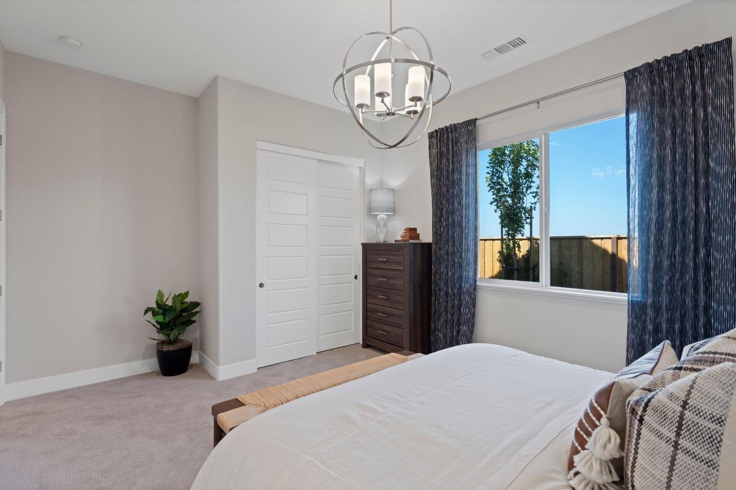 Detail Gallery Image 24 of 41 For 5534 Thomson Loop, Davis,  CA 95616 - 2 Beds | 2/1 Baths