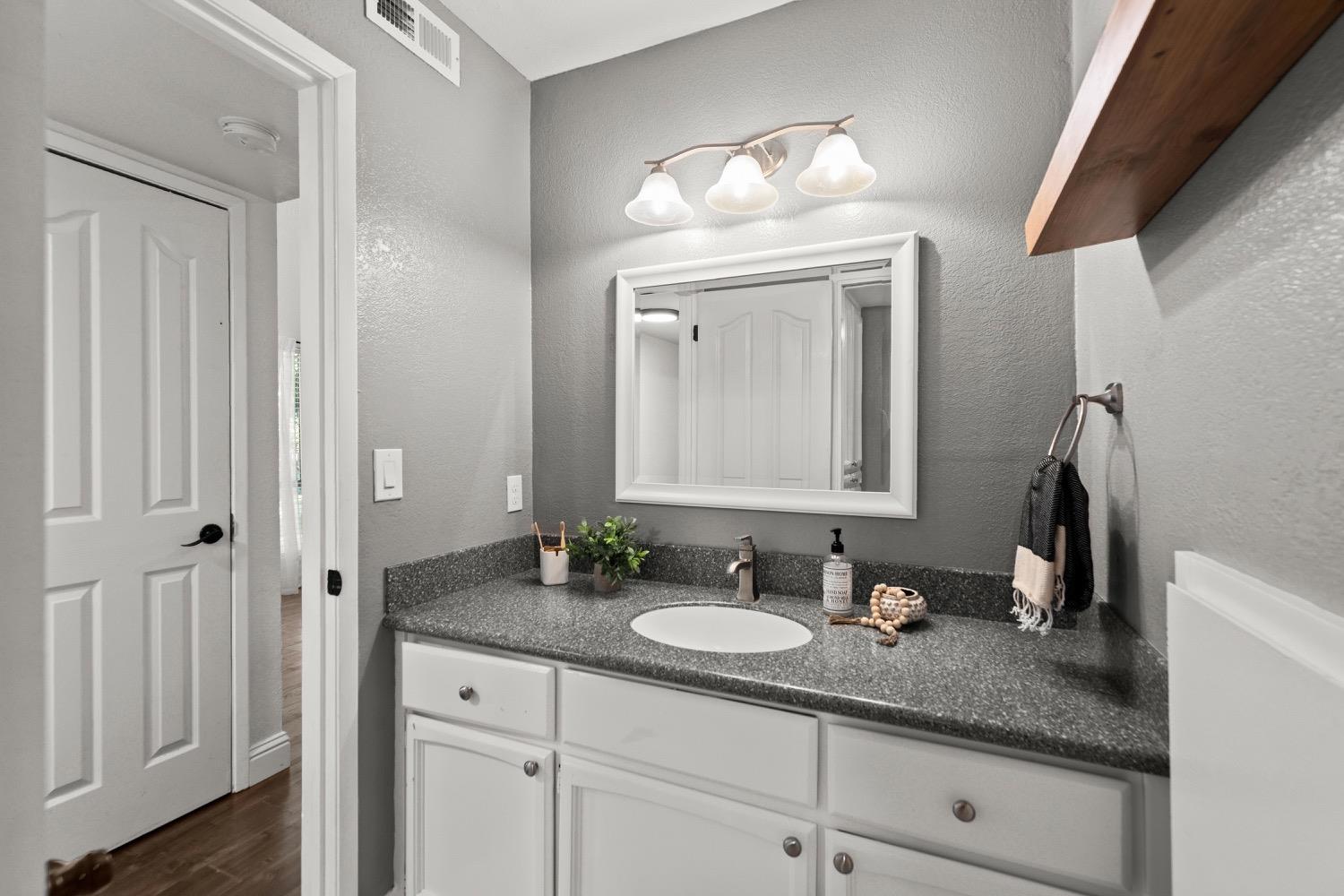 Detail Gallery Image 19 of 50 For 6318 Port Gibson Ct, Citrus Heights,  CA 95621 - 3 Beds | 2 Baths