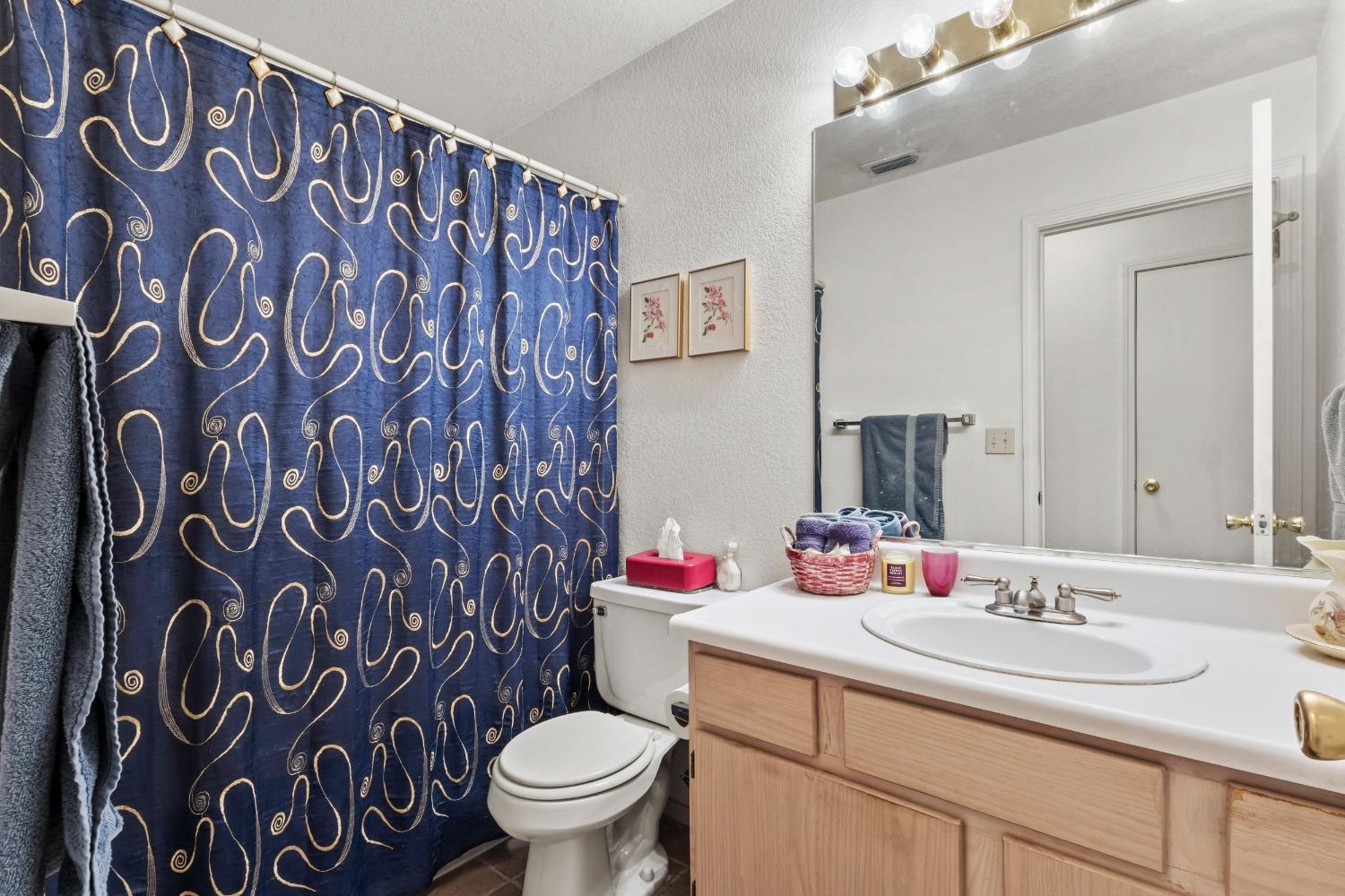 Detail Gallery Image 10 of 18 For 645 Waddell Way, Modesto,  CA 95357 - 3 Beds | 2 Baths