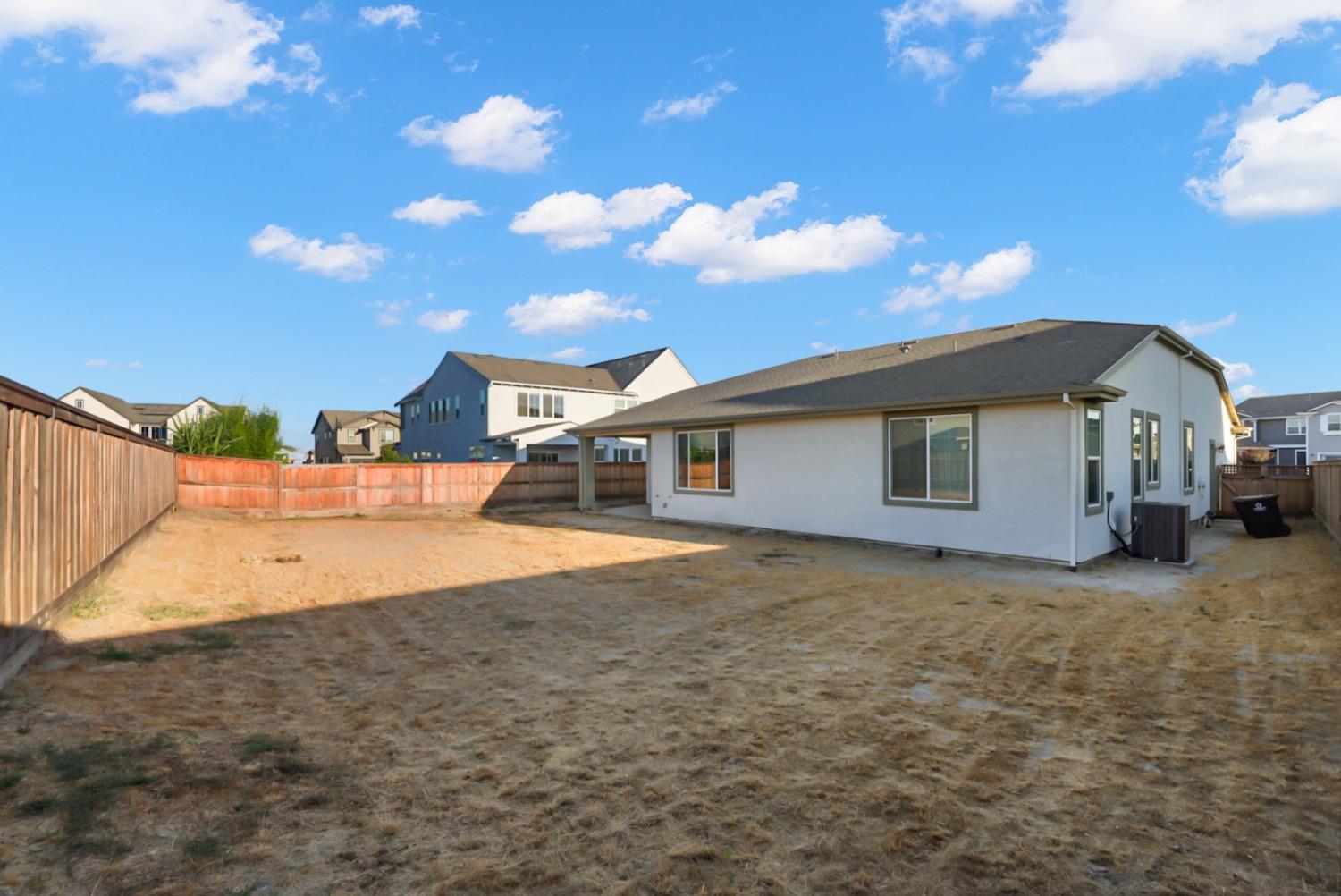 Detail Gallery Image 31 of 39 For 2901 Bassett Ct, Lathrop,  CA 95330 - 4 Beds | 3/1 Baths