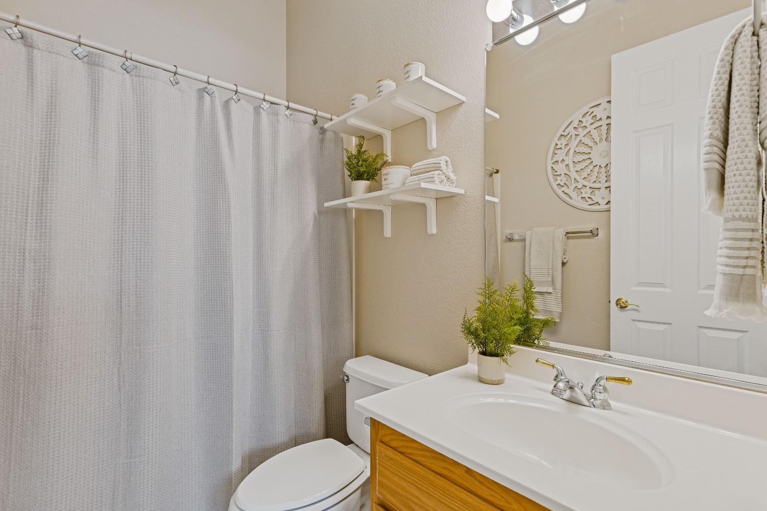 Detail Gallery Image 27 of 62 For 2816 Springfield Dr, Rocklin,  CA 95765 - 2 Beds | 2/1 Baths