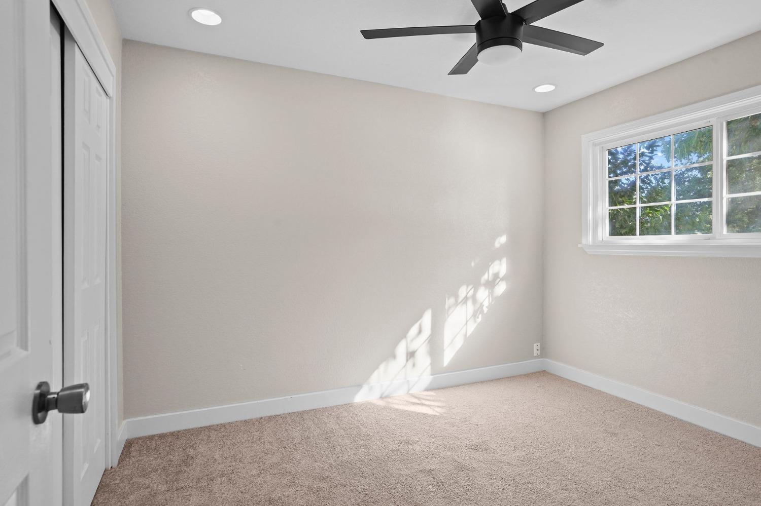 Detail Gallery Image 20 of 29 For 8937 Custer Ave, Orangevale,  CA 95662 - 3 Beds | 2 Baths