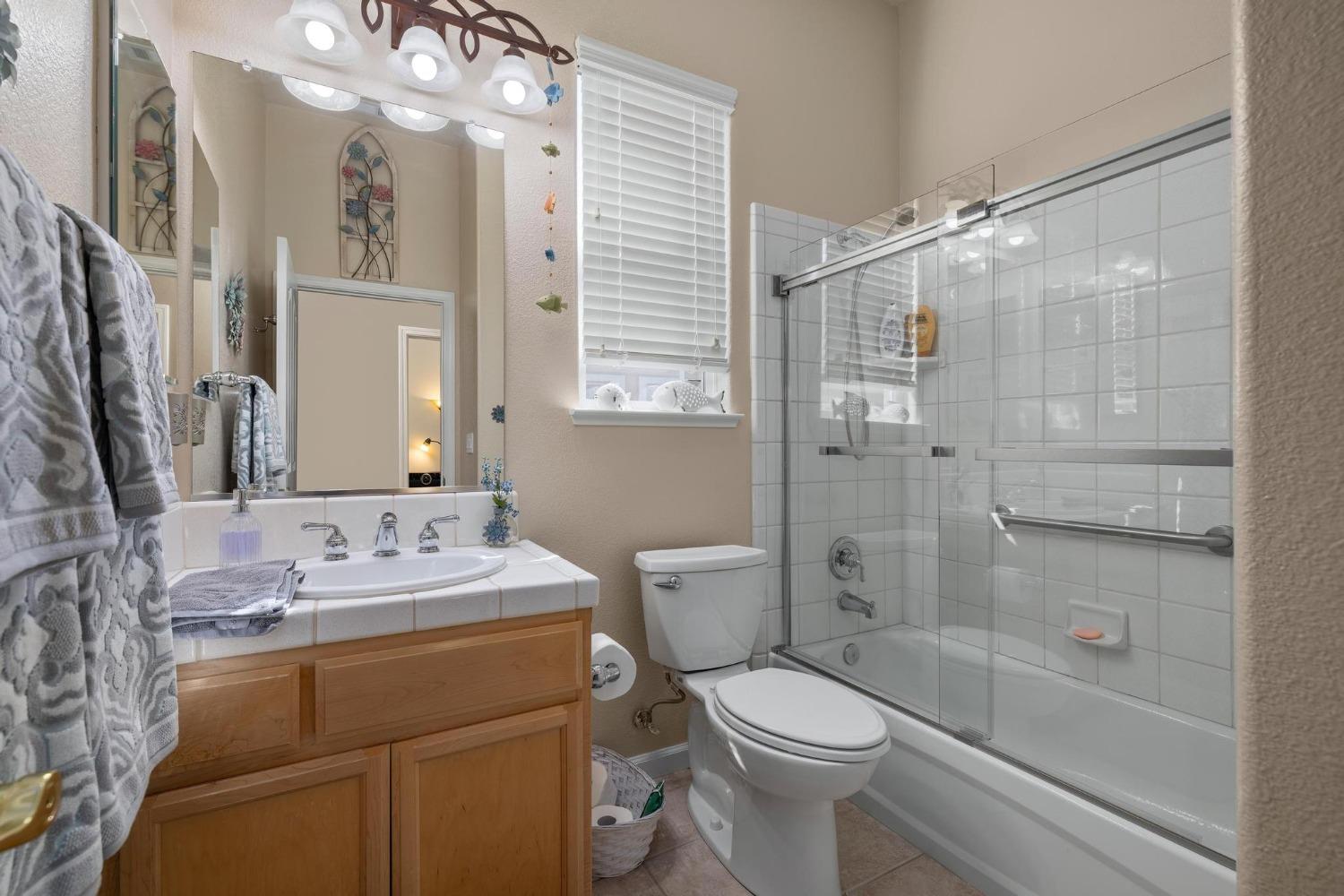 Detail Gallery Image 27 of 47 For 234 Rock Ridge Ln #275,  Copperopolis,  CA 95228 - 3 Beds | 2 Baths