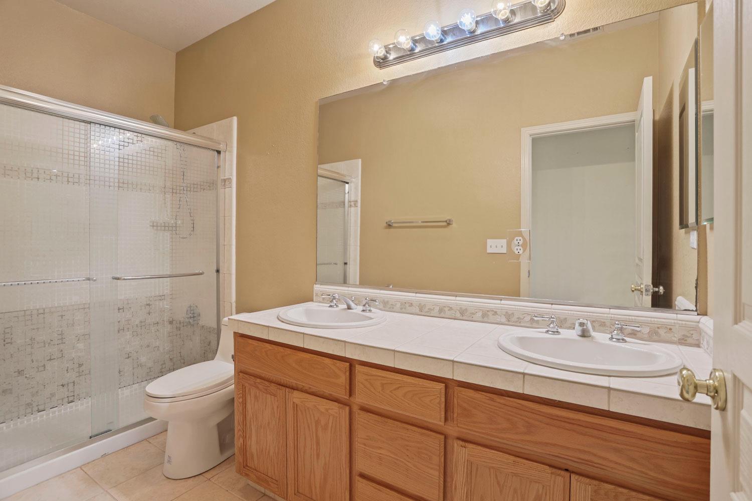 Detail Gallery Image 38 of 60 For 1687 Chasseral Way, Manteca,  CA 95337 - 4 Beds | 2/1 Baths