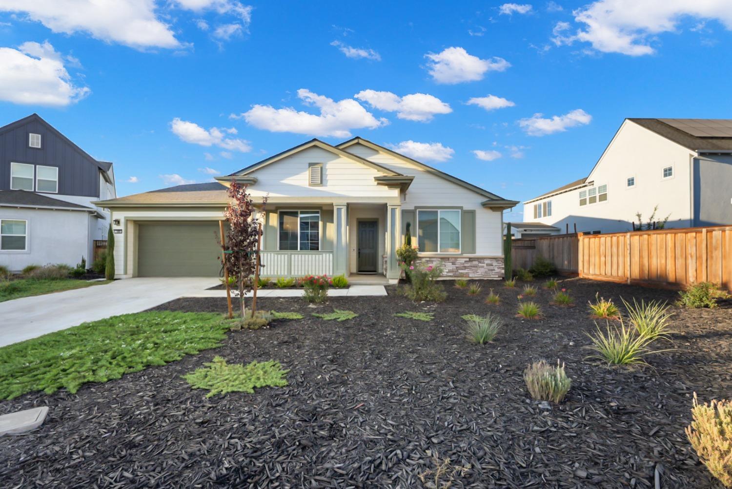 Detail Gallery Image 29 of 39 For 2901 Bassett Ct, Lathrop,  CA 95330 - 4 Beds | 3/1 Baths