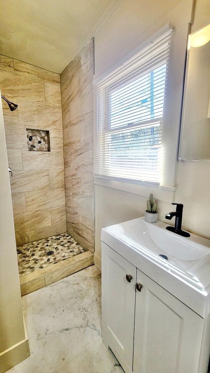 Detail Gallery Image 20 of 27 For 1307 Sacramento St, Escalon,  CA 95320 - 3 Beds | 2 Baths