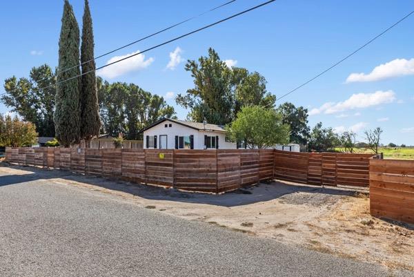 Sawyer Avenue, Oakdale, California image 2