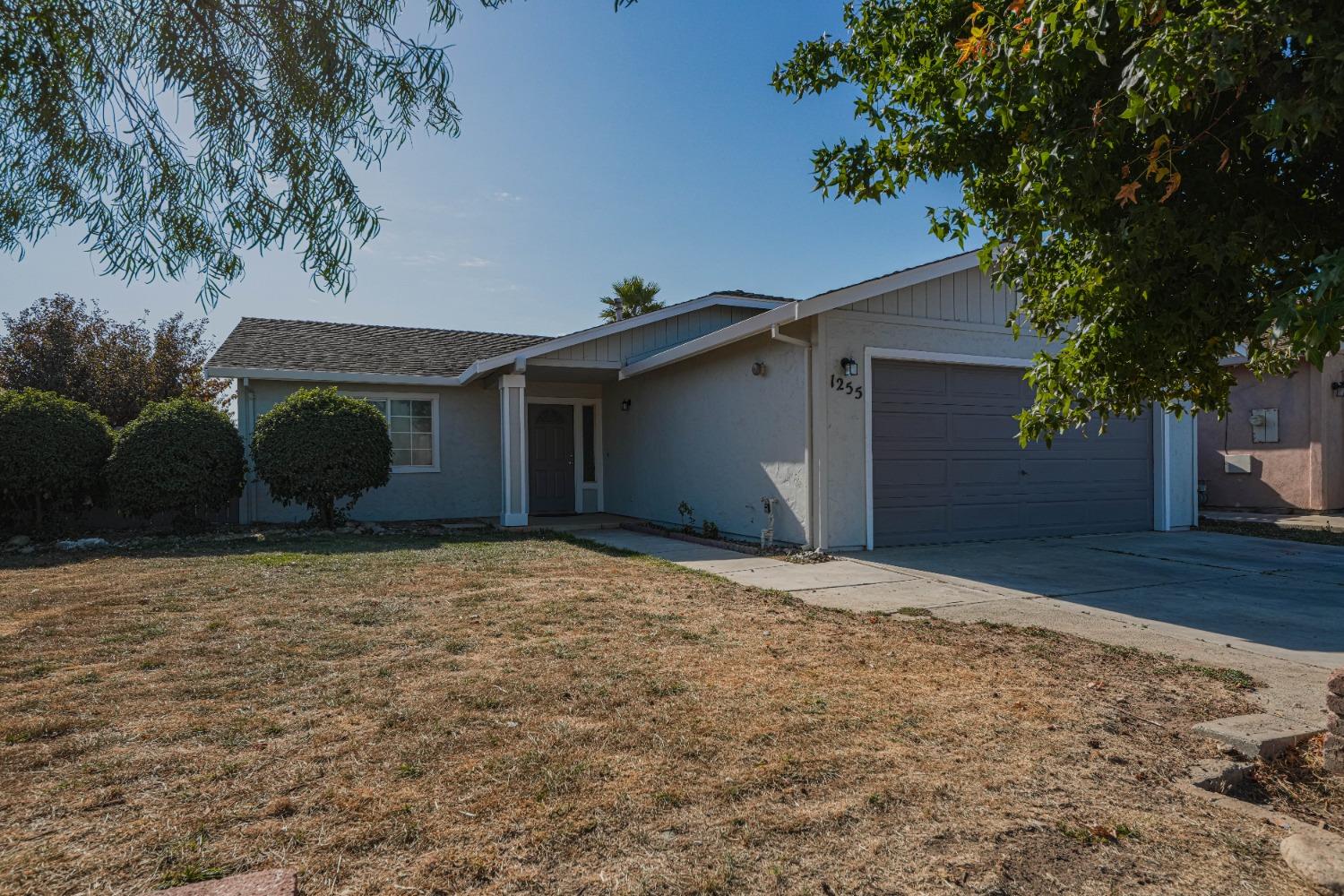 Detail Gallery Image 1 of 1 For 1255 Apple Ave, Greenfield,  CA 93927 - 4 Beds | 2 Baths
