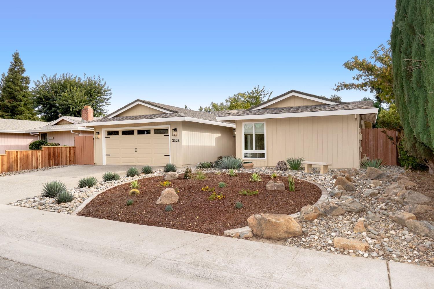 Detail Gallery Image 1 of 1 For 3328 Laguna Ave, Davis,  CA 95618 - 3 Beds | 2 Baths