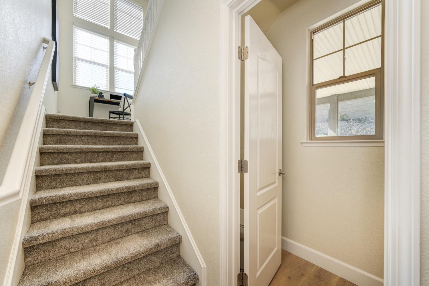 Detail Gallery Image 26 of 65 For 1671 Ballou Cir, Folsom,  CA 95630 - 4 Beds | 2/1 Baths