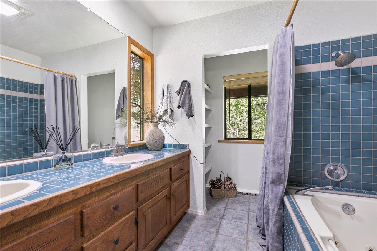 Detail Gallery Image 19 of 40 For 461 Janesville Grade, Janesville,  CA 96114 - 4 Beds | 2/1 Baths