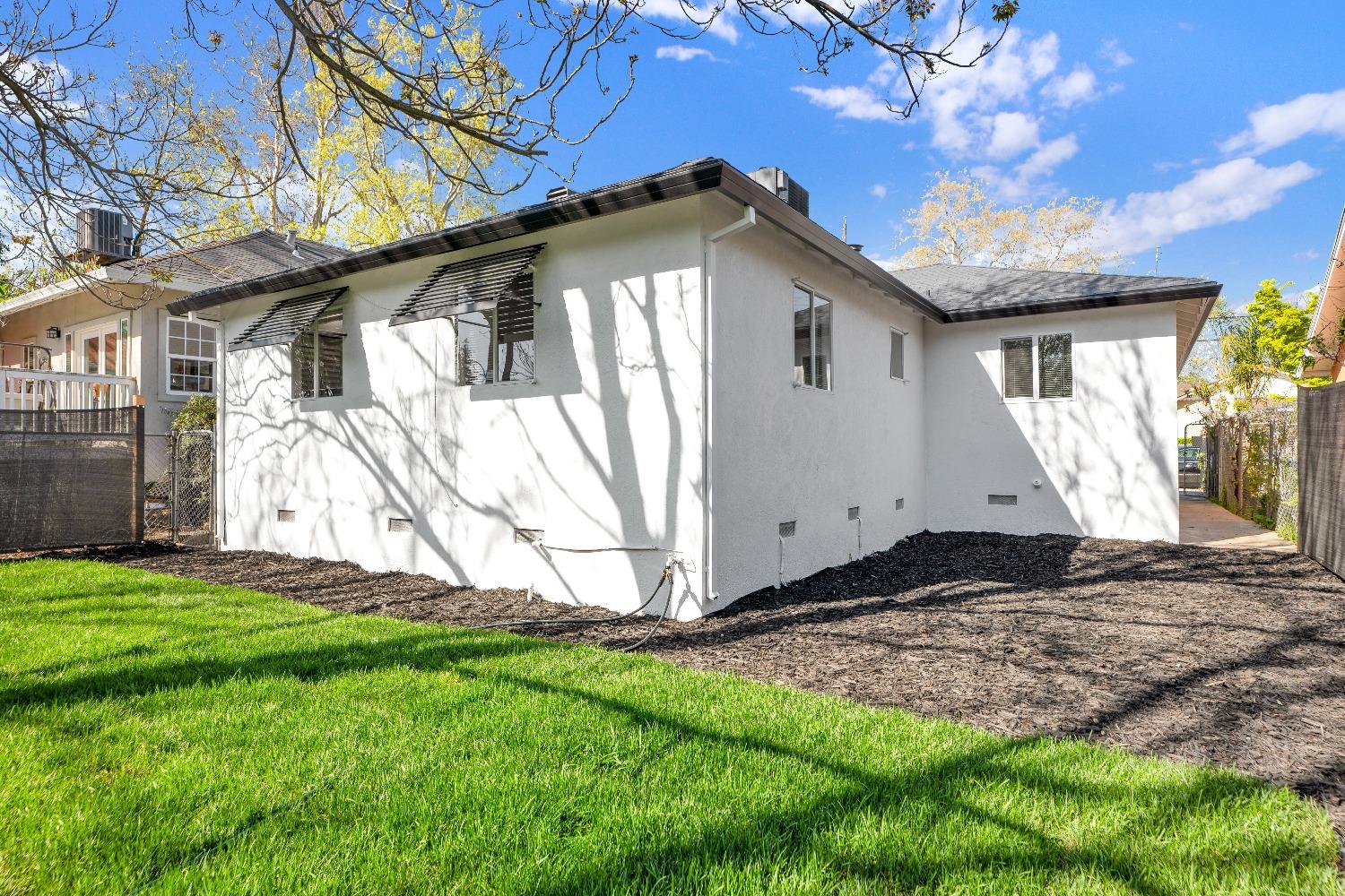 Detail Gallery Image 48 of 56 For 3041 San Carlos Way, Sacramento,  CA 95817 - 3 Beds | 1/1 Baths