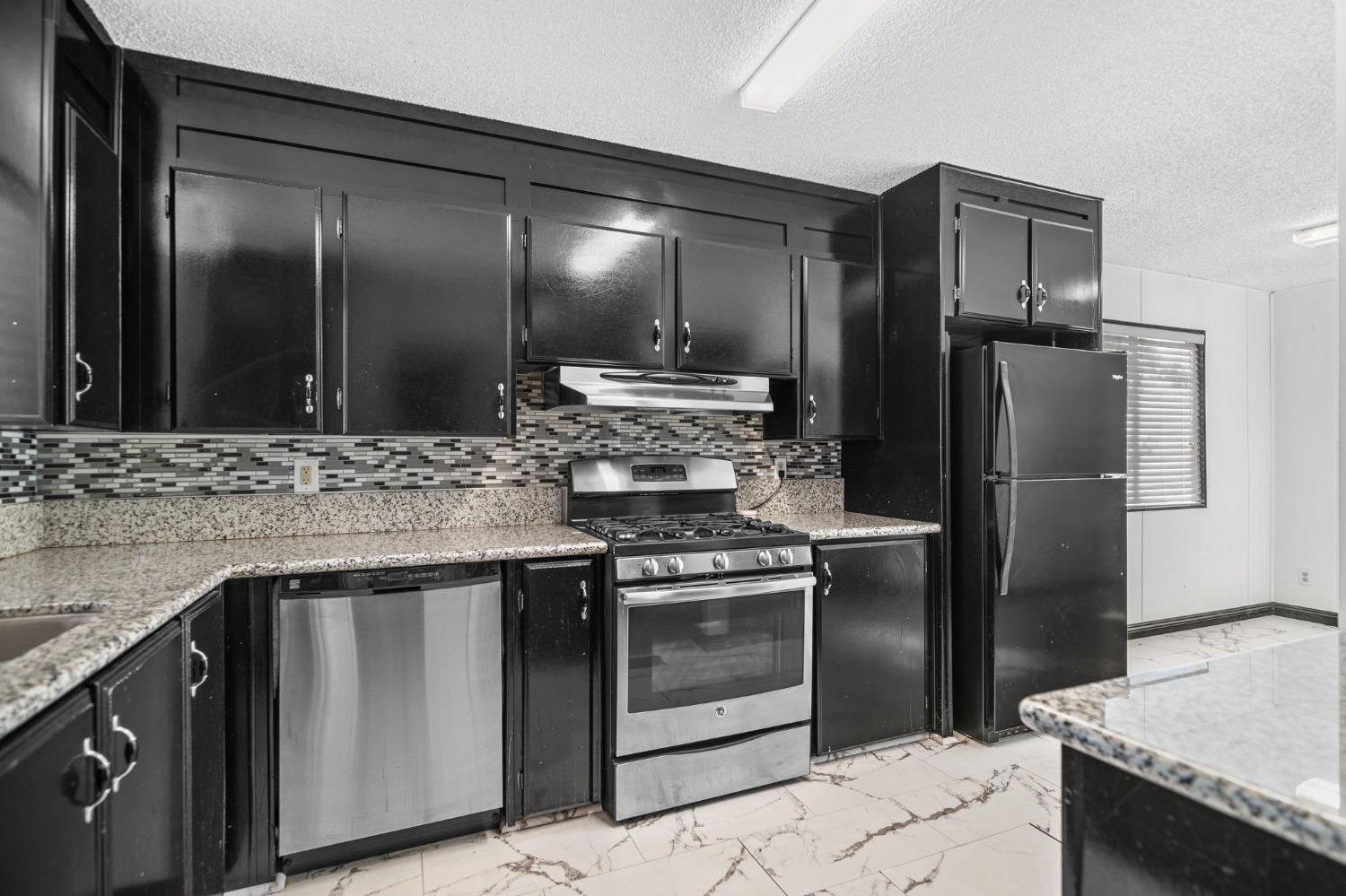 Detail Gallery Image 14 of 40 For 2621 Prescott 218, Modesto,  CA 95350 - 3 Beds | 2 Baths