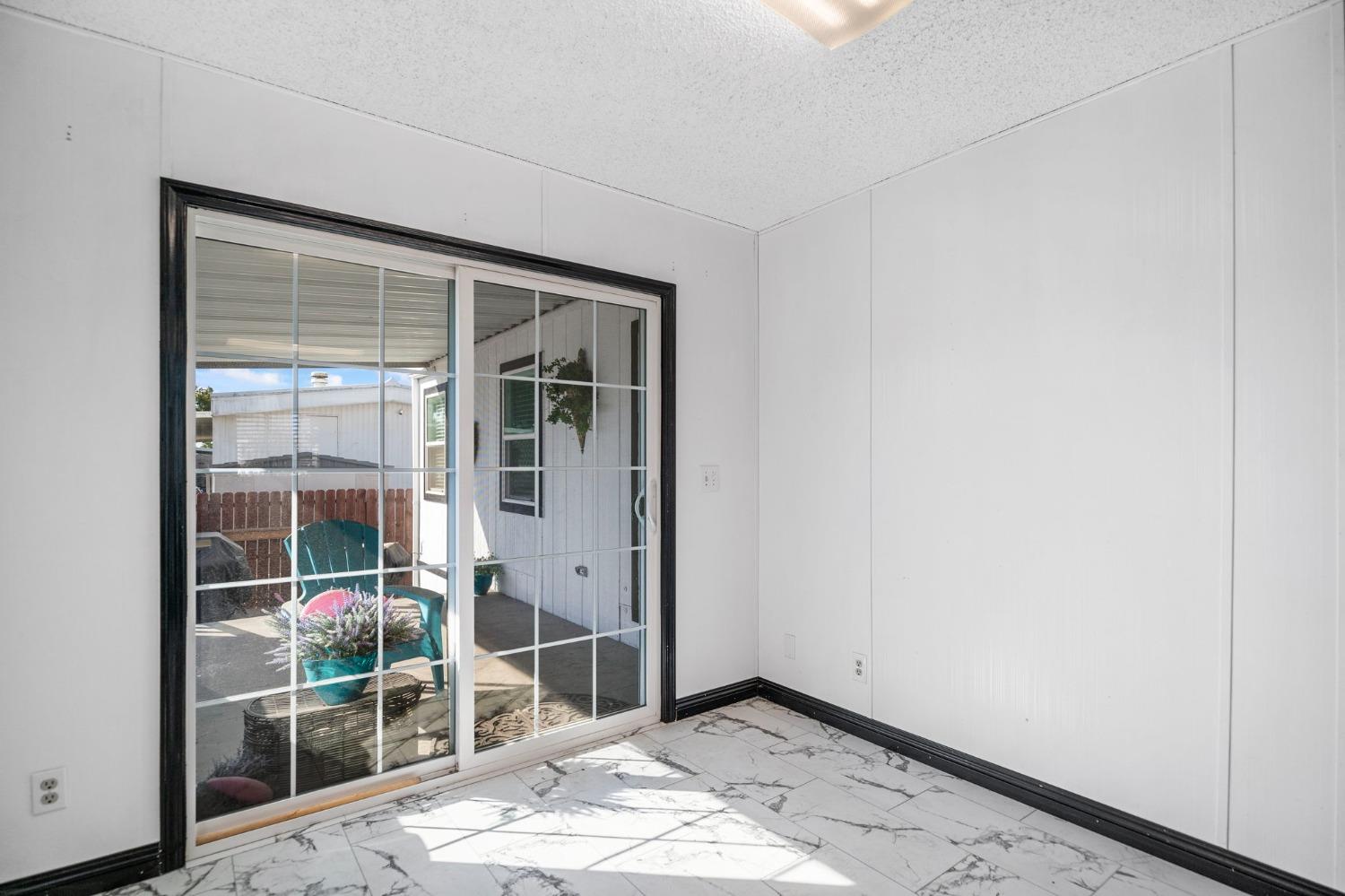 Detail Gallery Image 19 of 40 For 2621 Prescott 218, Modesto,  CA 95350 - 3 Beds | 2 Baths