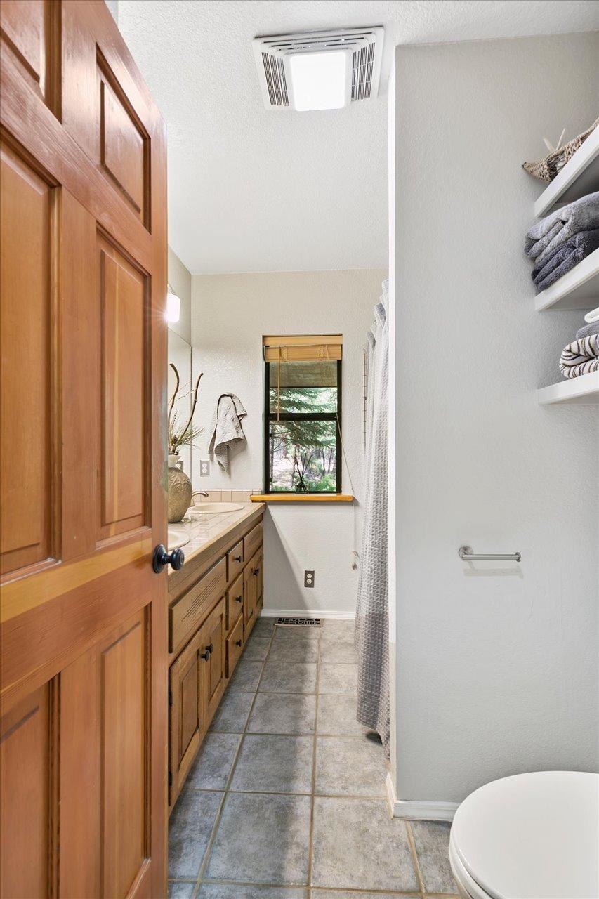 Detail Gallery Image 21 of 40 For 461 Janesville Grade, Janesville,  CA 96114 - 4 Beds | 2/1 Baths