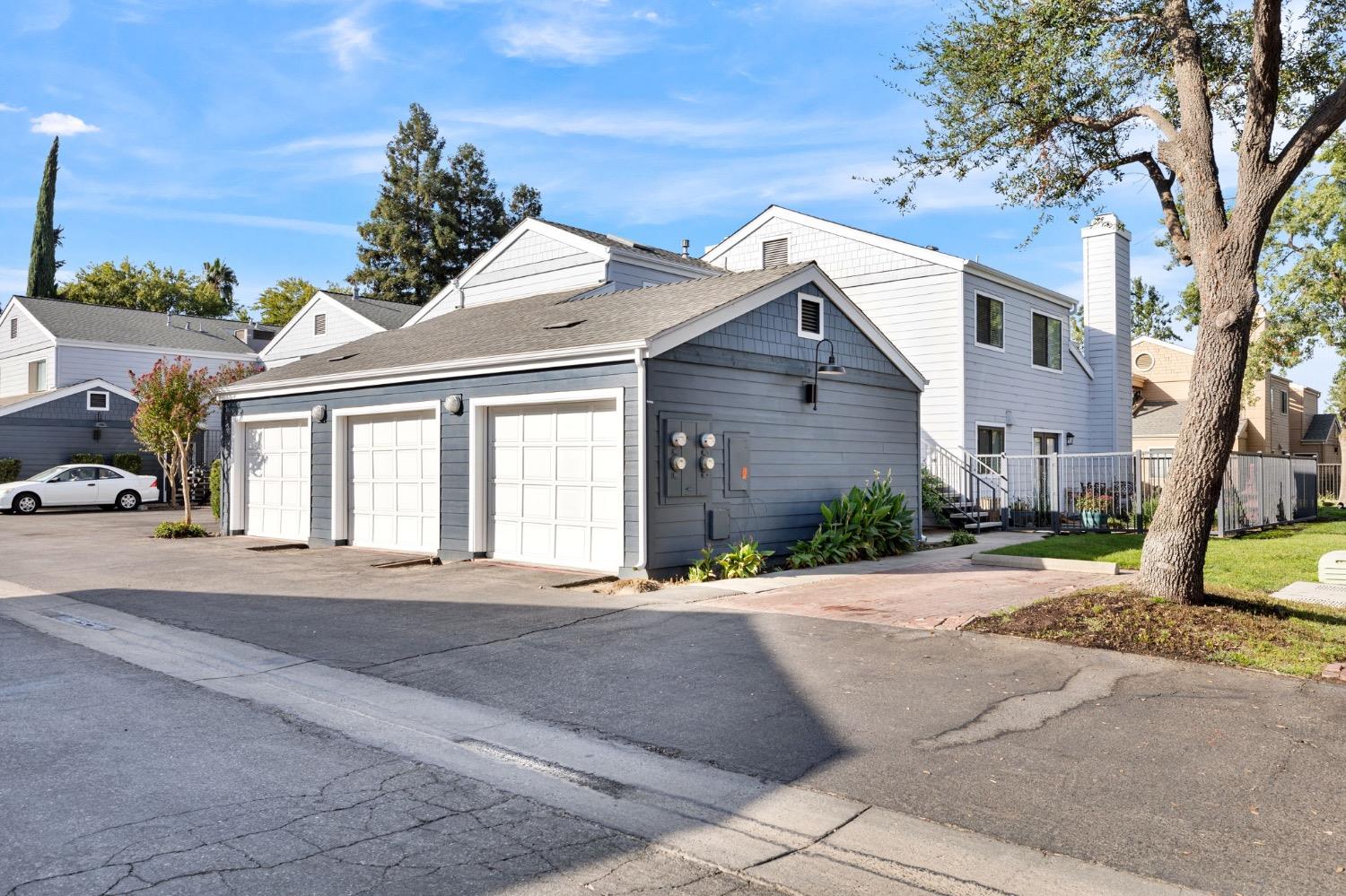 N 1st Street #136, Fresno, California image 38