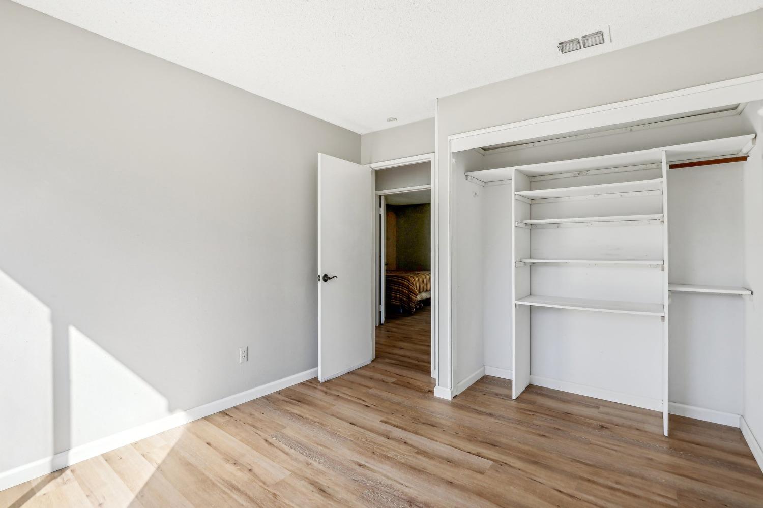 Detail Gallery Image 25 of 39 For 8209 White Sands Way, Sacramento,  CA 95828 - 4 Beds | 2 Baths