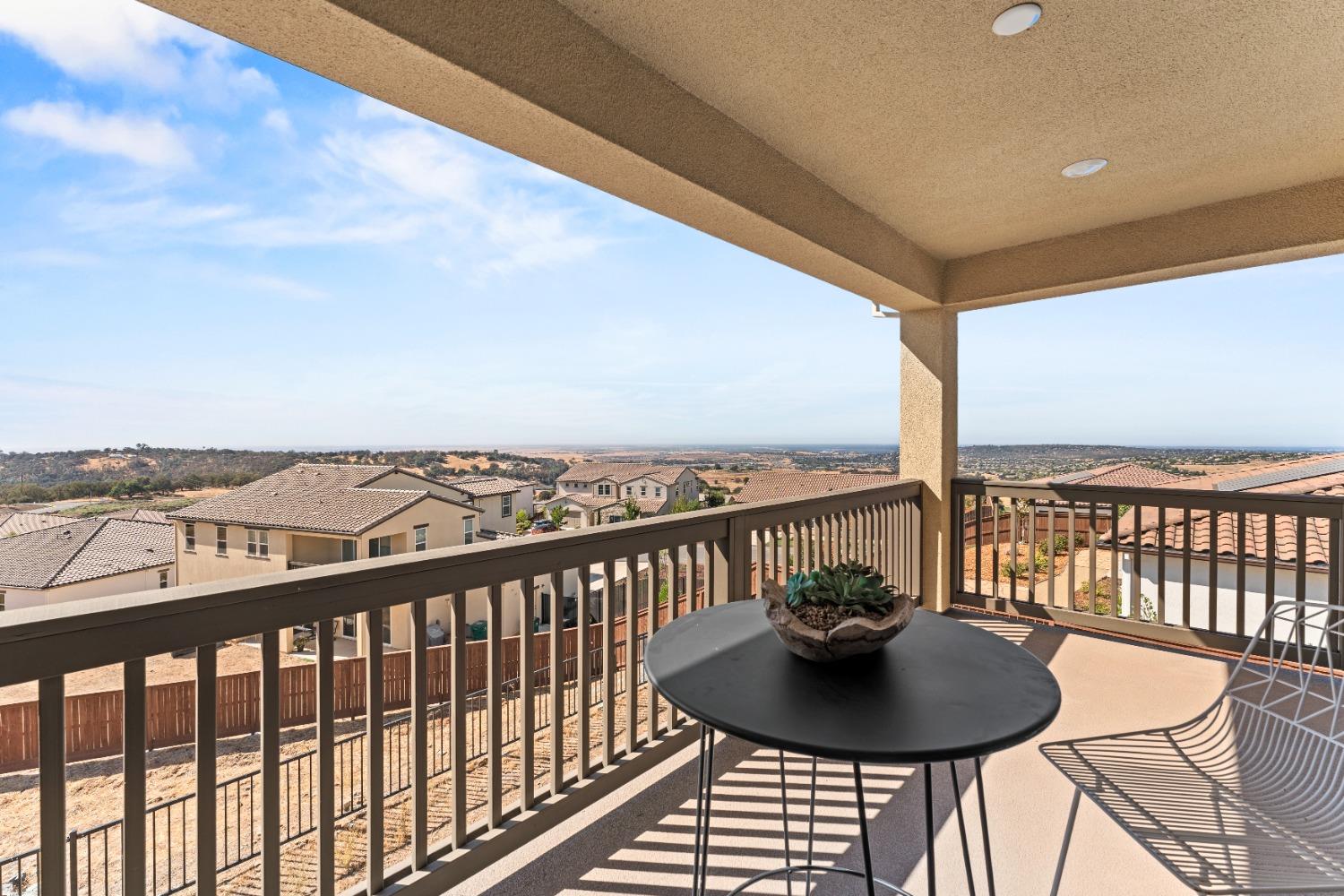 Detail Gallery Image 20 of 42 For 1004 Trapani Ln, El Dorado Hills,  CA 95762 - 4 Beds | 3/1 Baths