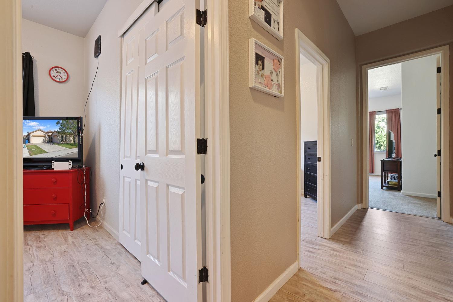 Detail Gallery Image 21 of 54 For 1495 Vasco St, Manteca,  CA 95337 - 4 Beds | 2 Baths