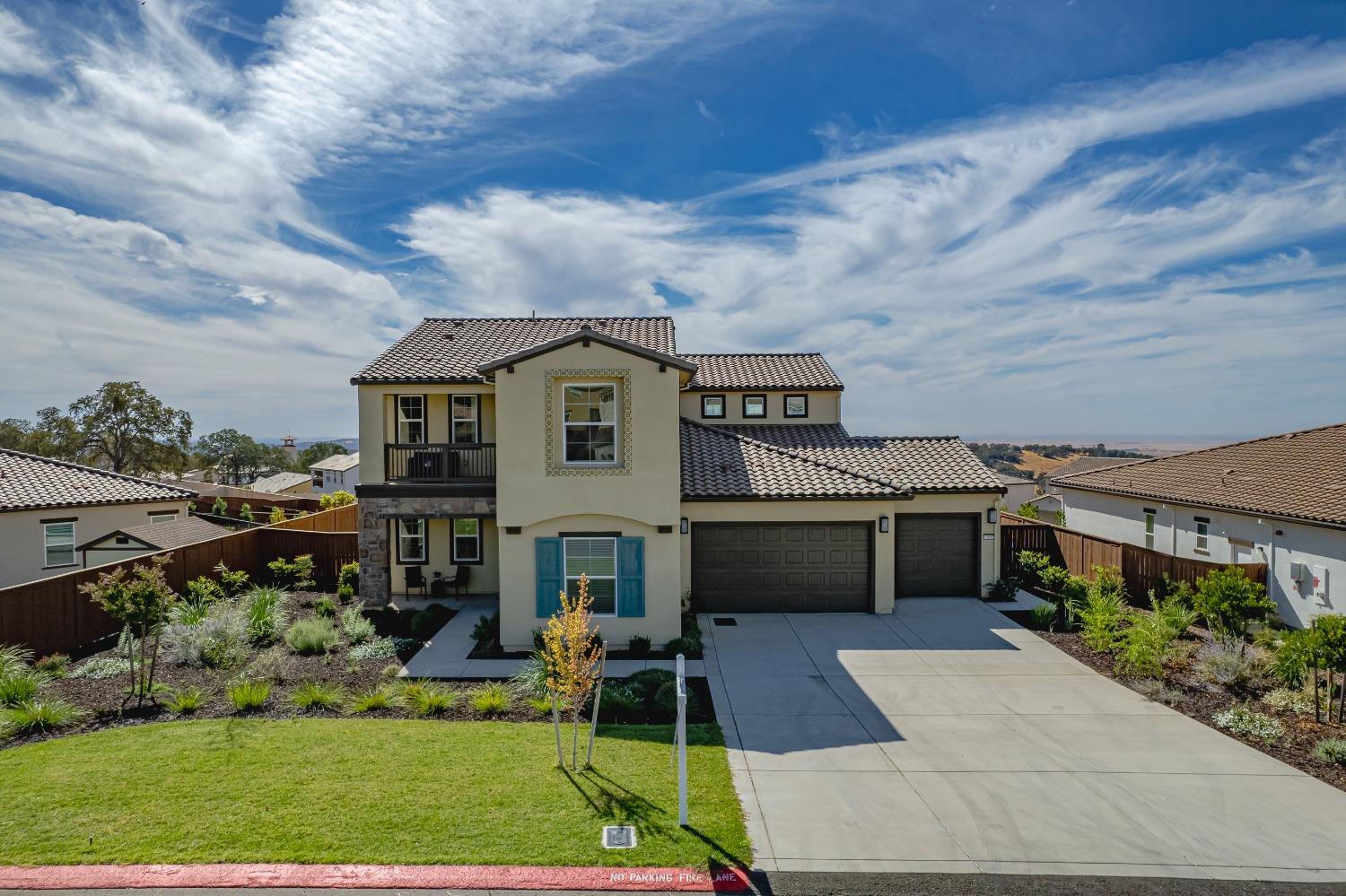 Detail Gallery Image 1 of 42 For 1004 Trapani Ln, El Dorado Hills,  CA 95762 - 4 Beds | 3/1 Baths