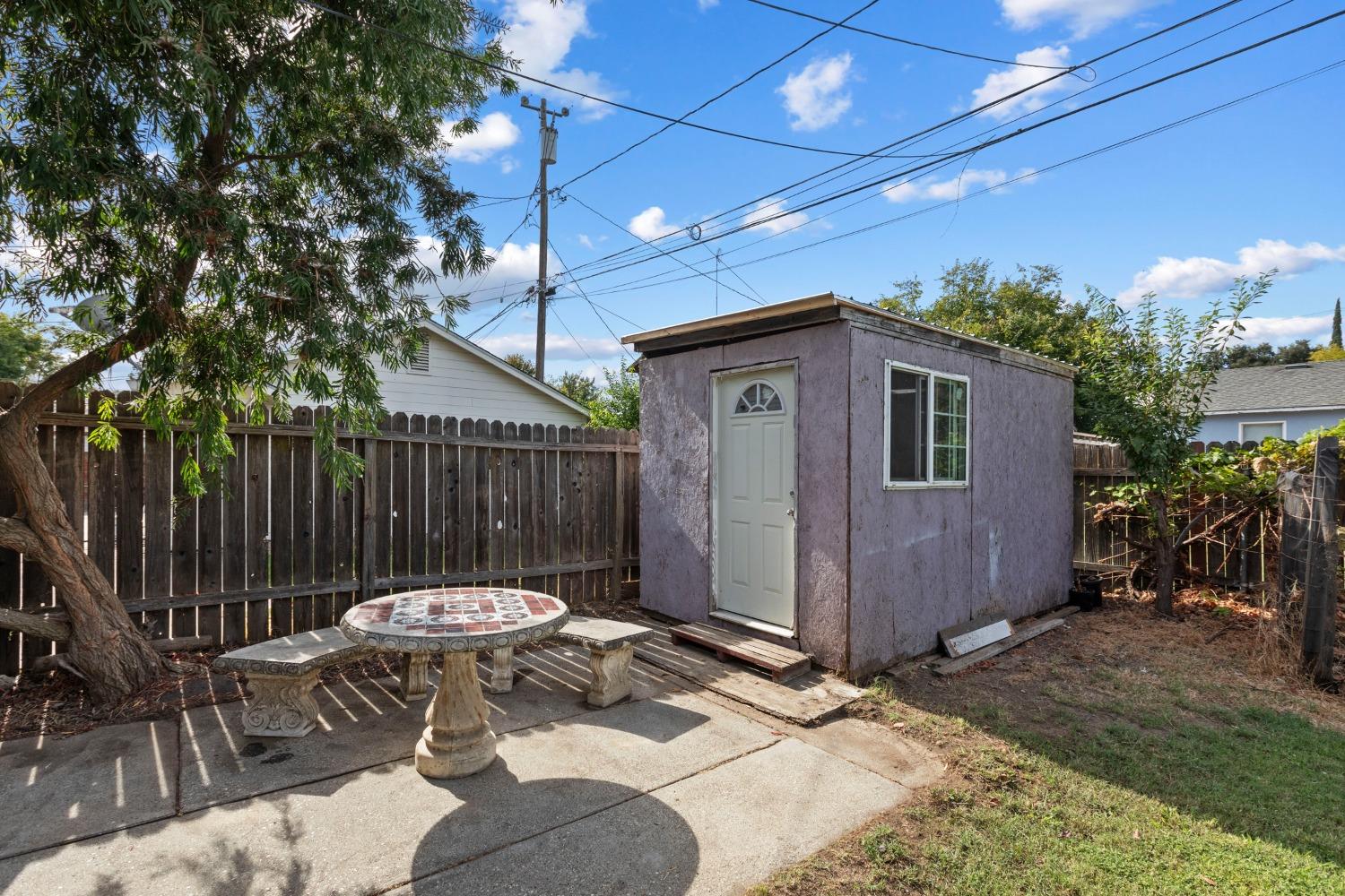 Detail Gallery Image 20 of 28 For 1952 Maryland Ave, West Sacramento,  CA 95691 - 2 Beds | 1 Baths